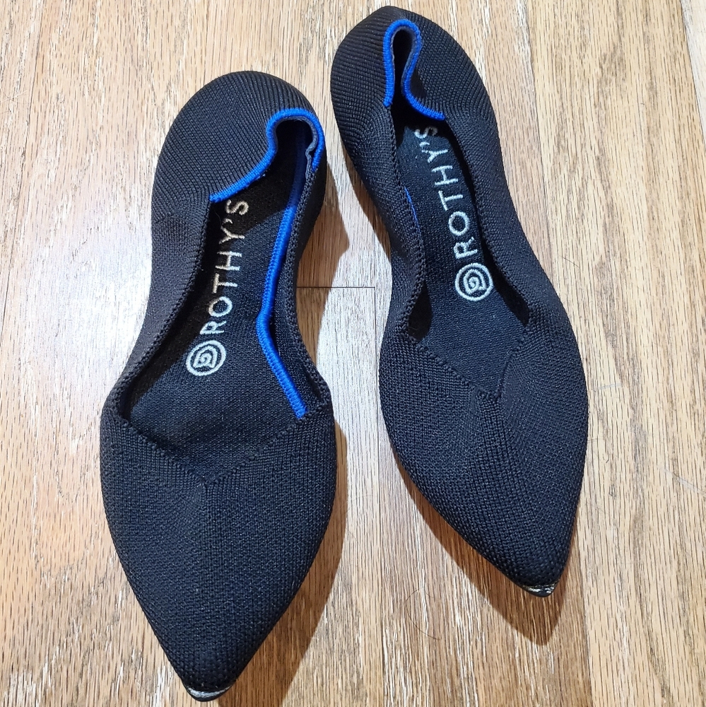 Rothy's Black Point (shrunk in wash) fits as 5 1/2